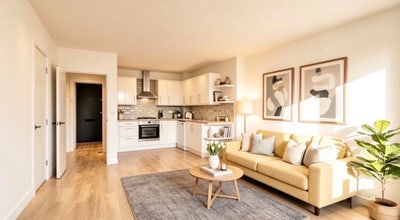 X2 - 1 Bed Apartments | 8Min to St | Quiet Area Main Photo