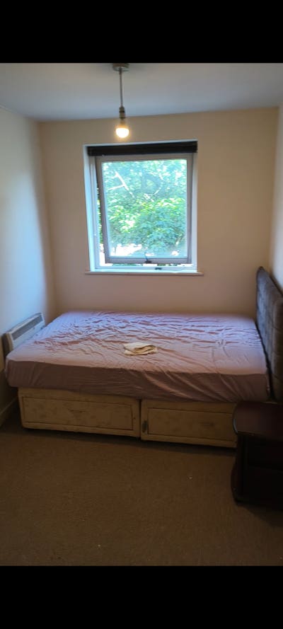 Double Room Available NG1 Main Photo