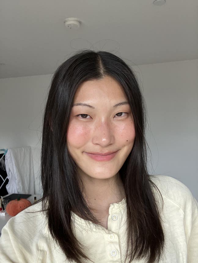 Professional Female seeks a double room Main Photo