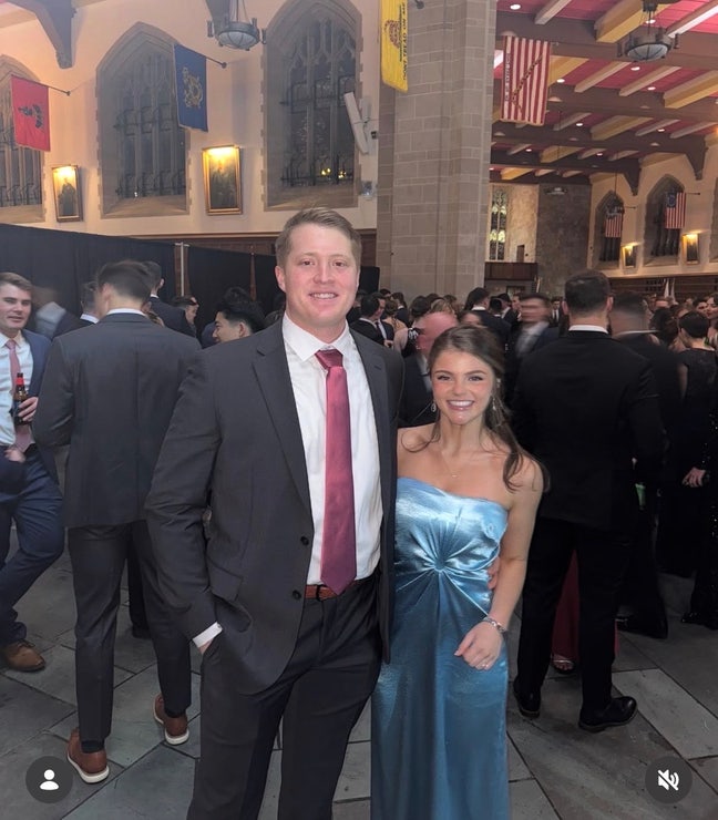 American Grad student Looking for flat & mates Main Photo