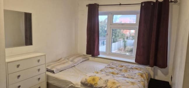 Single Room Available – Dagenham (RM9 5SA) 🏡 Main Photo