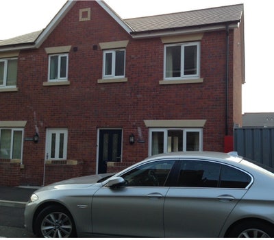 Lovely Quite Double back bedroom close to Bae Main Photo
