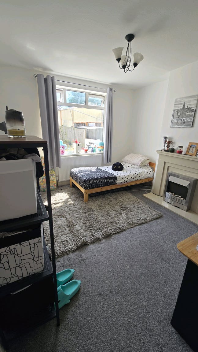 Double Room in a Relaxed 3-Bed House in Hanham Main Photo