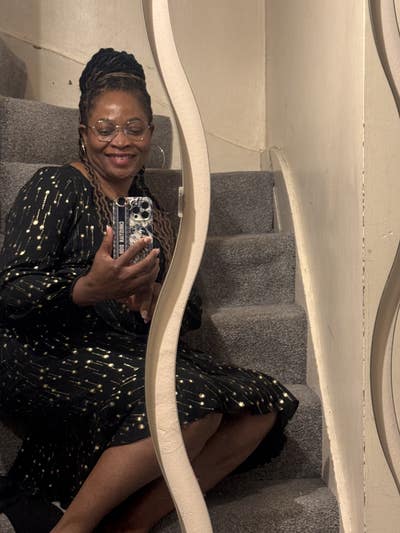 50 year old Female seeks a single or double room Main Photo
