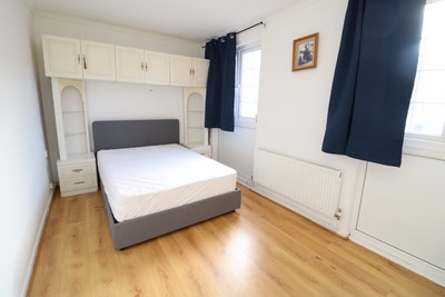 Top Spacious Double Room Close to Liverpool Street Main Photo