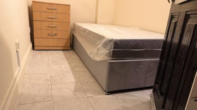 Single room for rent  Main Photo