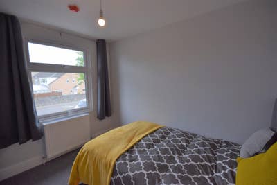 Ensuite Room Near Southmead Hospital Main Photo