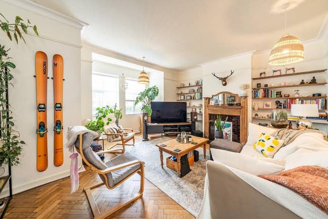 Bright, spacious double bedroom in Tooting Main Photo