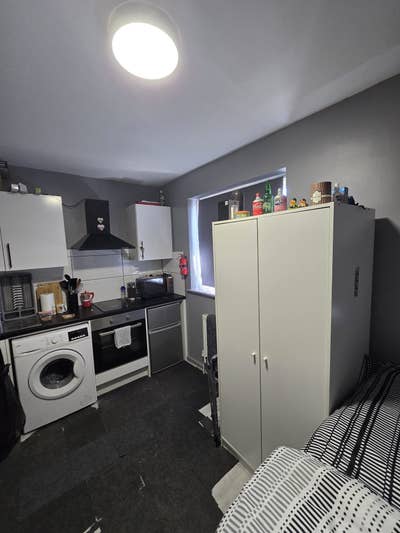  Studio  flat  in  Reading  RG1 Main Photo
