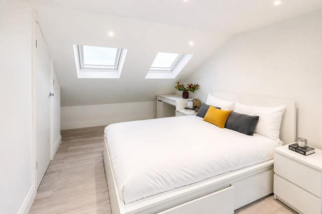 Harrow HA3 | En-Suite Rooms | All Bills Incl Main Photo