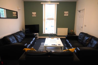**En-Suite Rooms Available – Bills Included** S6 Main Photo