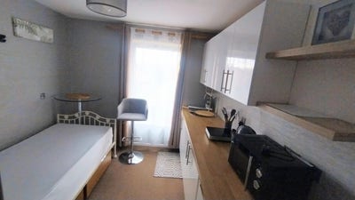 Single Room / Bedsit Room in a Shared Flat NN3 Main Photo
