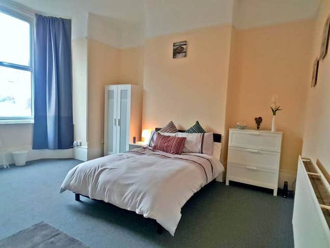 All-Inclusive Room In Friendly Professional House Main Photo