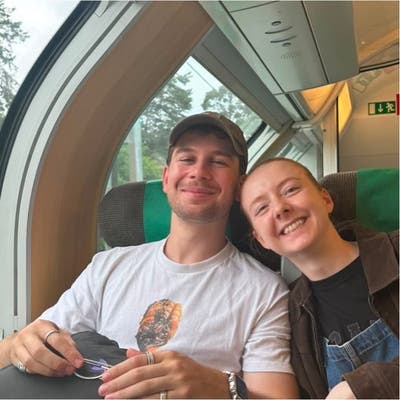 26-Year-Old Professional Looking for a Flat Main Photo