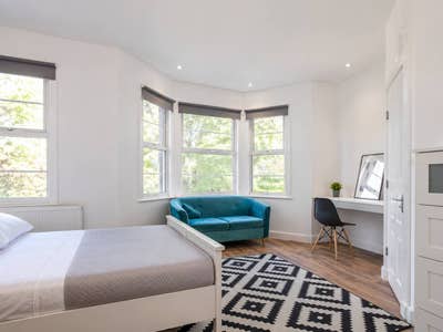Huge En-Suite Room | SE18 Main Photo