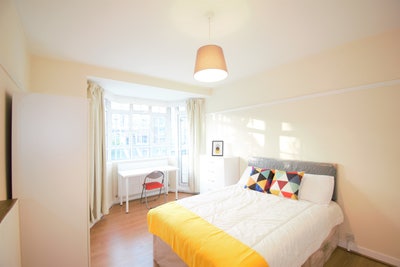Double / Private Balcony /  Central Area !  Main Photo