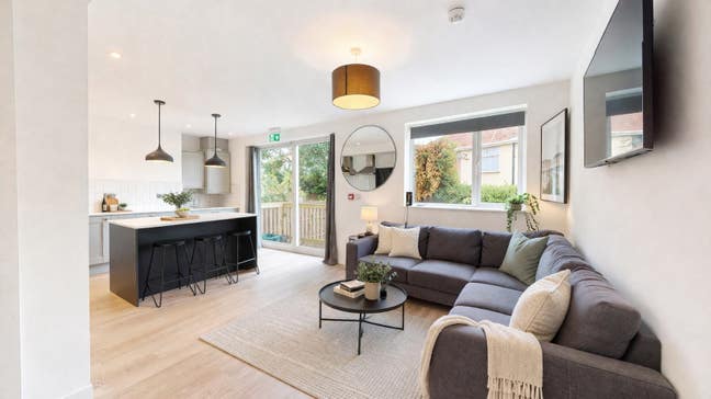 6 bed student house to rent Main Photo
