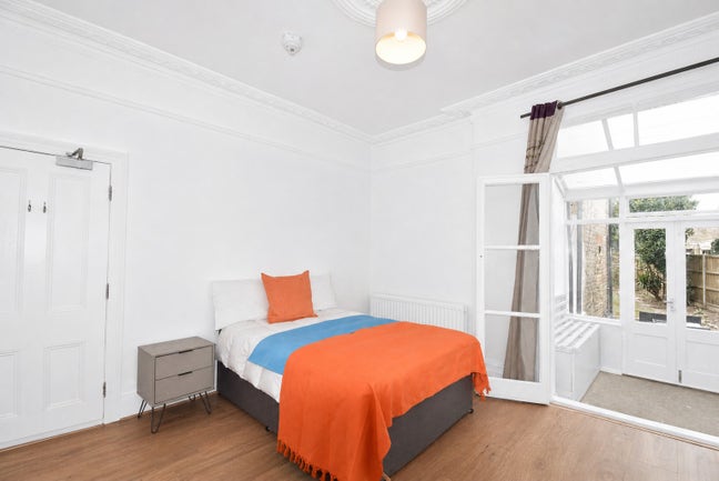 Fulham / Double room / Modern House ! Main Photo
