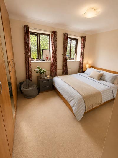 ✨Bermondsey Large Double Room Moving Fast✨ Main Photo