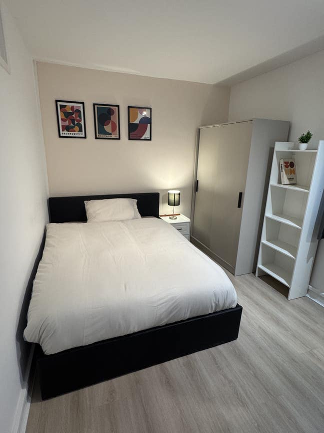 The Room Available to Move in August! (Bills inc.) Main Photo