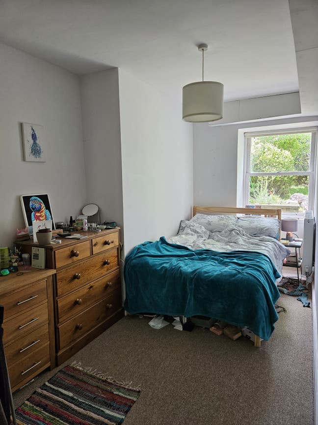 Double room just off whiteladies  Main Photo