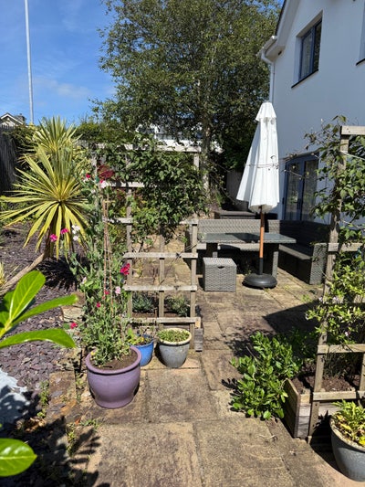 Single room in large home between Truro & Falmouth Main Photo