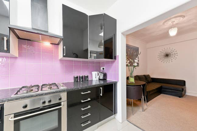 😍 1 Bedroom Flat - Ilford Ready 😍  Main Photo