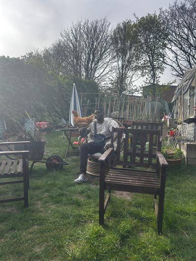 Looking somewhere tidy and peaceful  Main Photo