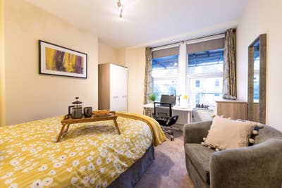 Amazing Location * Really Friendly * Co Living *  Main Photo