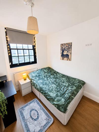 Cozy Double Room in Zone 2  Main Photo