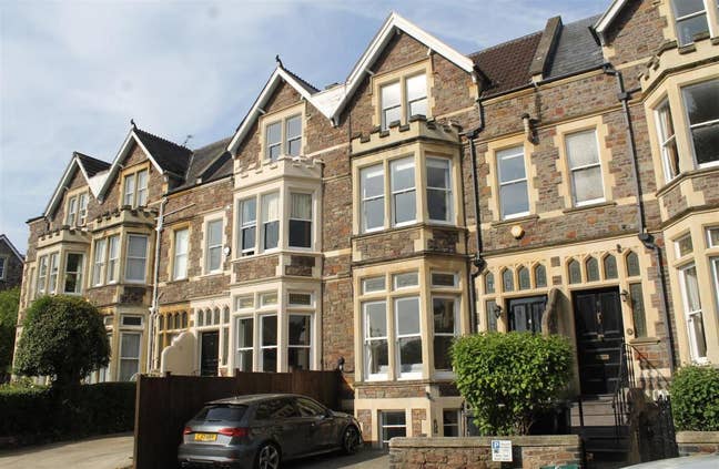 Room Available near Clifton Village for 1 Month Main Photo