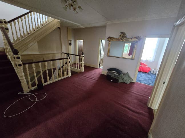Roomshare &pound;280 per month Main Photo