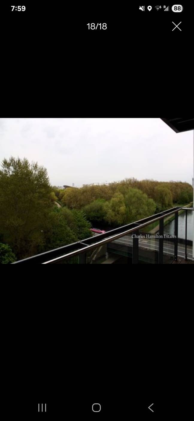 Modern 3-Bed Apartment – Room Available  Main Photo