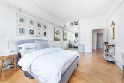 Spacious Double Room near London Fields Main Photo