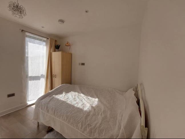 Bright double Room  Main Photo