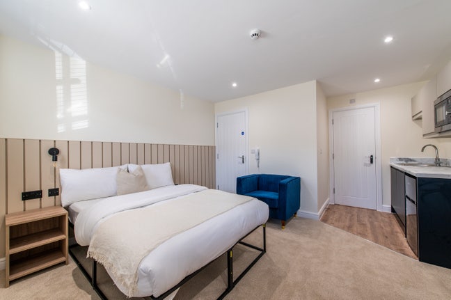 Brand New - NO DESPOSIT - High Spec Studio Rooms  Main Photo