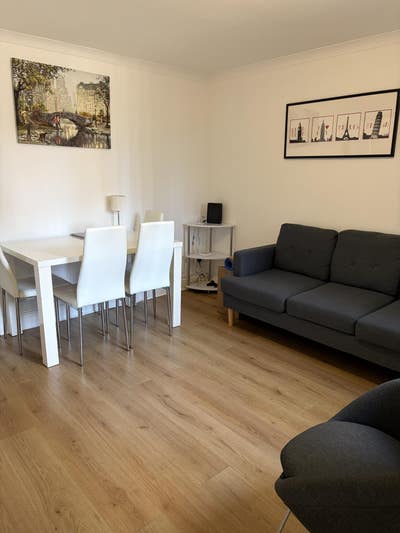Lovely 4-bed student property all bills included Main Photo