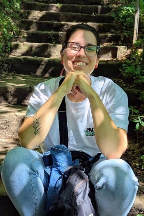 Queer, Vegan Professional looking for flatshare Main Photo