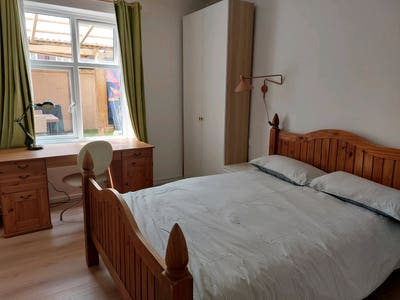 Large Double Room, Free Cleaning Service Main Photo