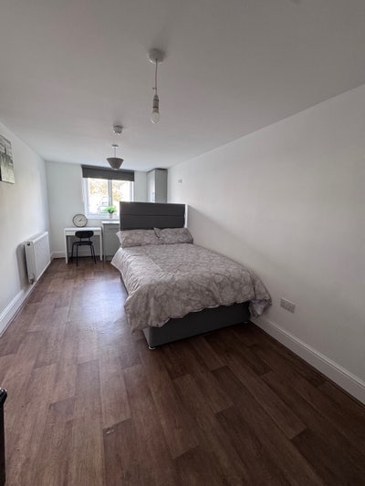Refurbished **Mini Studio** Bills Included Main Photo