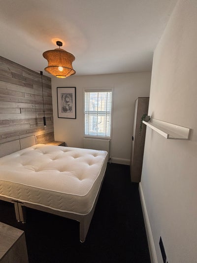 Great HMO Room with Ensuite Main Photo
