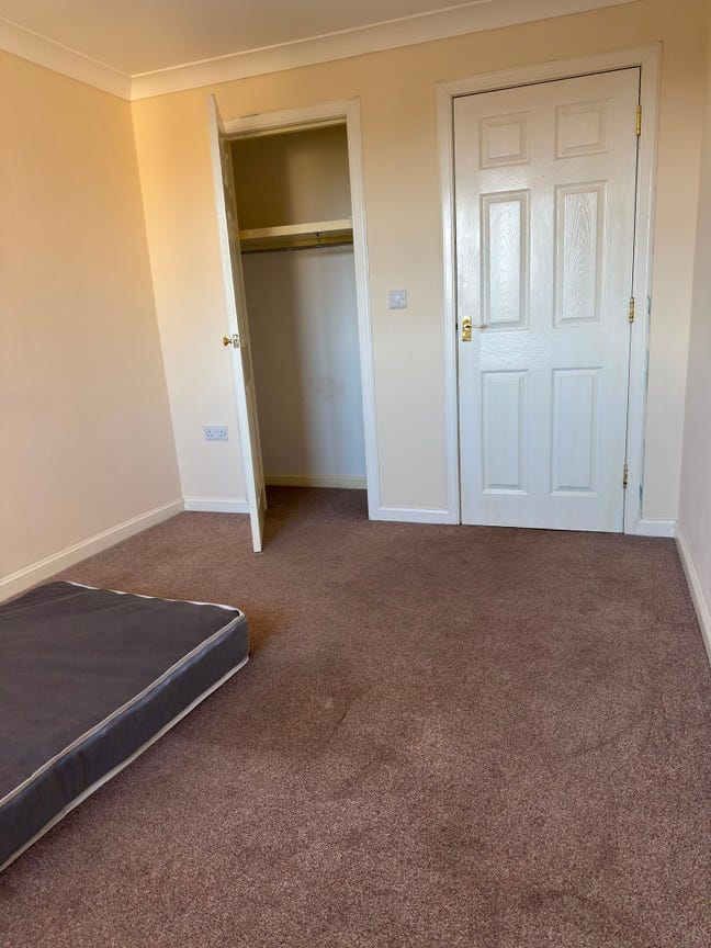 A room for rent Main Photo