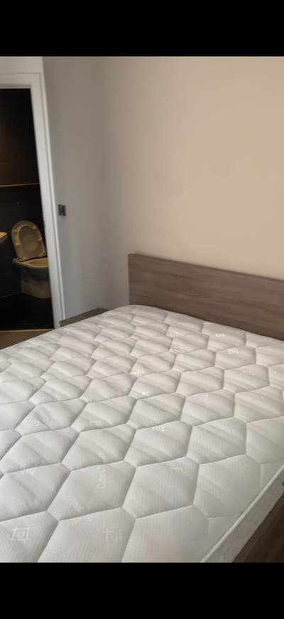 Modern En-Suite Room Available – Greengate (M3) Main Photo