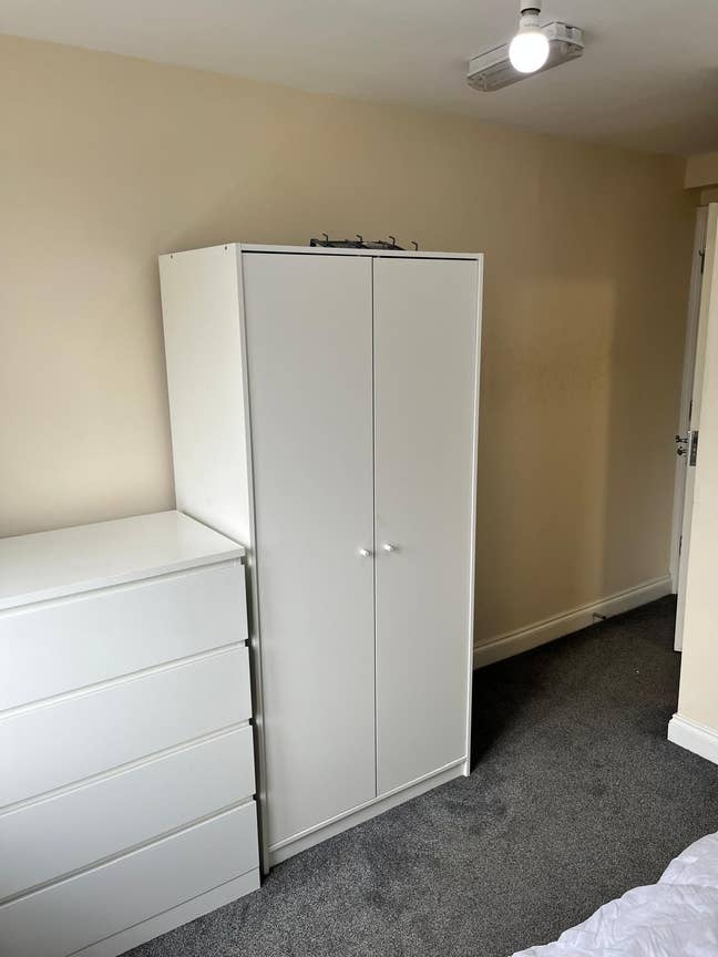2 rooms available Main Photo