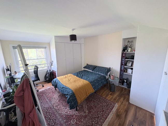 Large Double Room w En-suite in central Brighton Main Photo