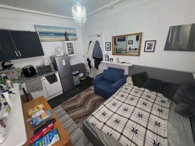 Double room to rent Main Photo
