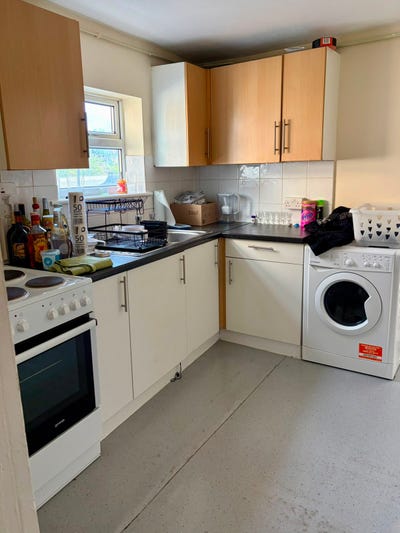 Spare room in Walthamstow  Main Photo