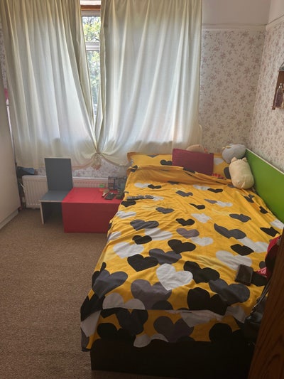 Room for Rent Main Photo