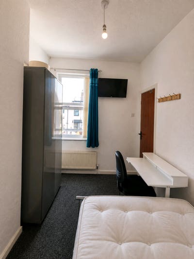 Double Room - All Bills included  Main Photo