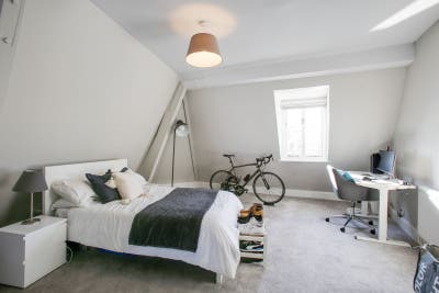 Riverside Double Bedroom Main Photo